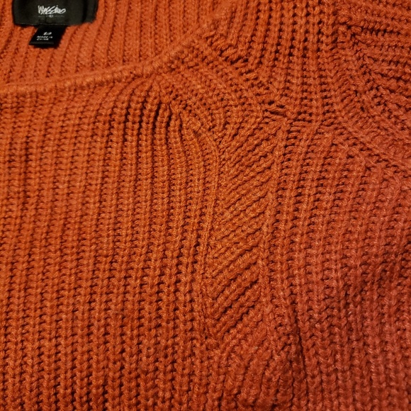 Rust colored sweater - Picture 4 of 4